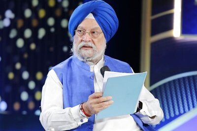 'They Keep Family's Interests Above Nation': Hardeep Puri Hits Out at Cong, SP Over 'Parivarvaad' | Exclusive