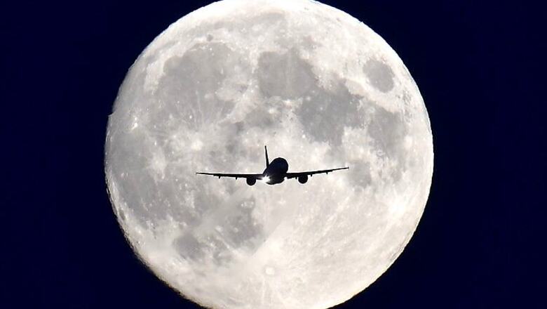 Pilot uses axe to break down aircraft toilet door in Sweden