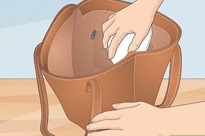 How to Remove Smell from an Old Leather Bag
