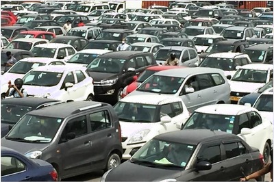 Chaos And Jams at Gurgaon, Gaziabad & Noida After Haryana Seals Borders With Delhi