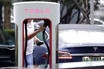 Tesla Full Self-Driving Software 10.12.1 Beta Update Released, Brings New Visuals