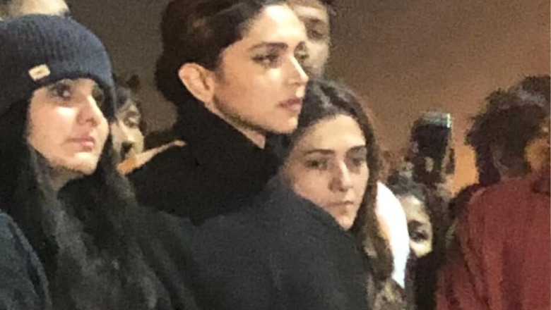 Deepika Padukone Briefly Joins Protest at JNU Campus to Express Solidarity with Assaulted Students