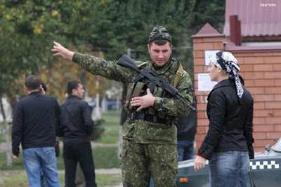 Rebels storm Chechen parliament, kills 4