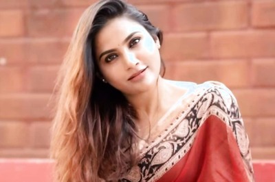 Actress Myna Nandhini Starts Her Saree Business 'Ponnoonchal'