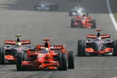 Felipe Massa wins Bahrain GP