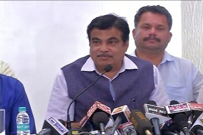 Grow Crops That are Profitable, Nitin Gadkari Tells Farmers