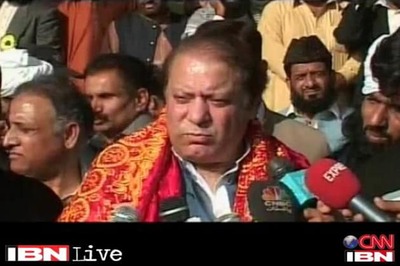 Sharif's party gets majority in Pak Parliament