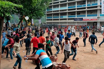 1 Dead, 9 Injured After Thousands Clash Over Appointment of Teacher in Bengal School