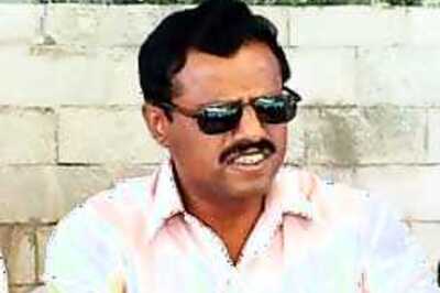 Stung IHF Secy Gen denies taking bribe