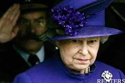 Queen Elizabeth II concerned over Scotland's independence from UK