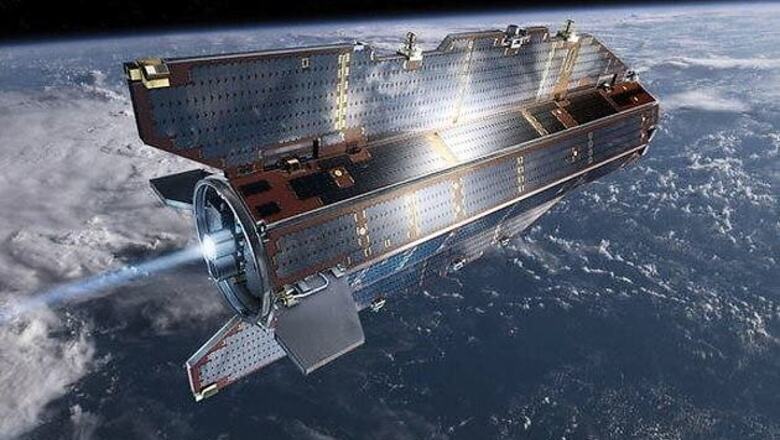 Falling satellite disintegrates in Earth's atmosphere, causes no damage