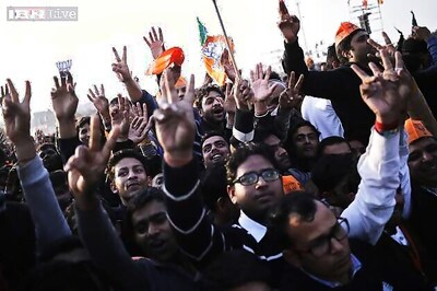 Street vendors make huge profit as PM Narendra Modi addresses rallies in Delhi