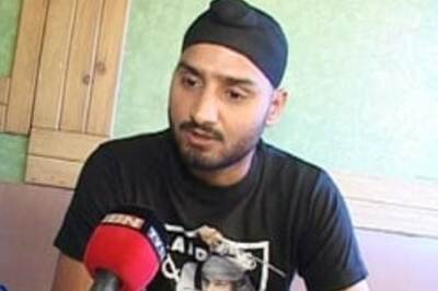 Harbhajan gets his hair act together