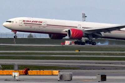 Bengaluru-Bound Air India Flight Makes Emergency Landing in Mumbai After Engine Shutdown