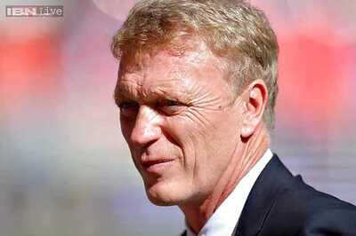 Moyes admits 'massive challenge' after Chelsea loss