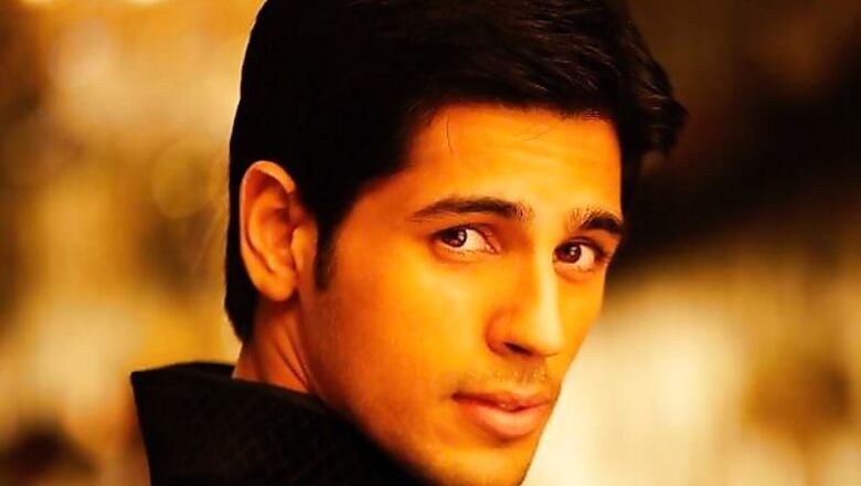 Evening on beach: Sidharth Malhotra's pick on romance