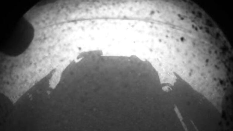 Curiosity live tweets quirky updates from Mars