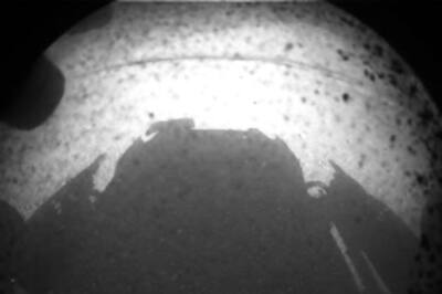 Curiosity live tweets quirky updates from Mars