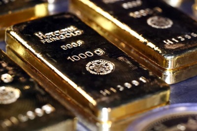 India Flips to Gold Discount, Silver Gains Favour in Top Asian Hubs