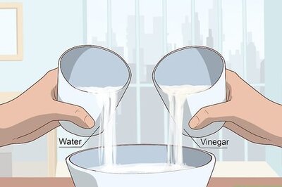 How to Make Your Hair Silky and Shiny with Vinegar