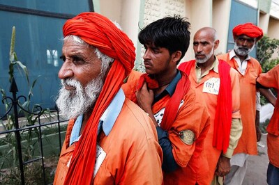 Budget May Levy New Cess to Provide Social Security to Railway Coolies