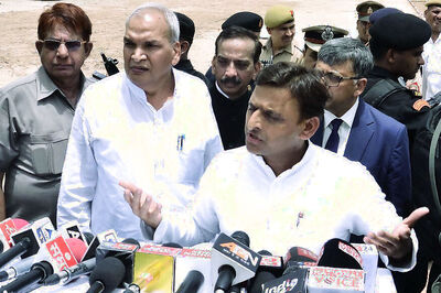 Akhilesh Announces 'Samajwadi Vikas Rath Yatra' from October 3