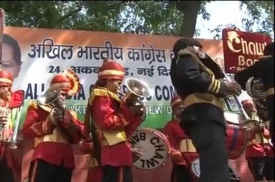 Karnataka polls: Cong wins, BSY delivers knock-out punch to BJP