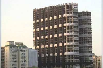 Noida Twin Towers Demolition: Evacuation of 5,000 Residents Done; Drills On for Medical Emergency