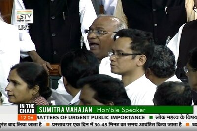 Oppn Seeks Demonetisation Debate in LS Under Voting Rule