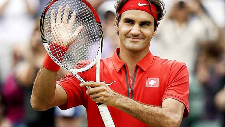 Federer dismisses Paire in three straight sets