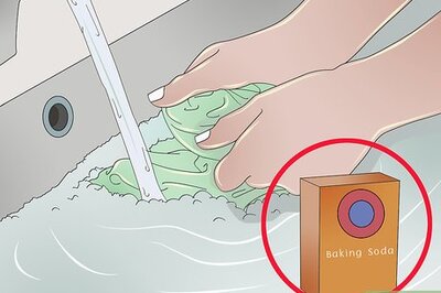 How to Remove the Odor of Sulfur from Clothing