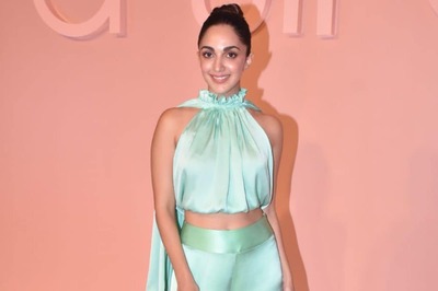 Kiara Advani Looks Fresh As a Daisy in a Crop Top with Faux Sleeves and Silky Pants