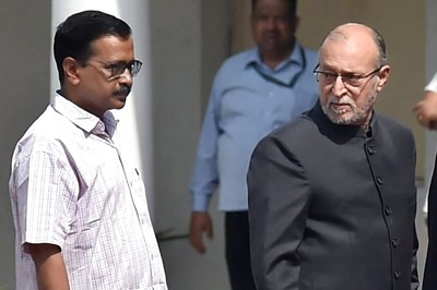 L-G Transfers 3 Bureaucrats Amid Services Dept Row, AAP Govt Cries Foul