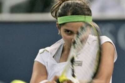 Sania loses in third round of East West Bank Classic