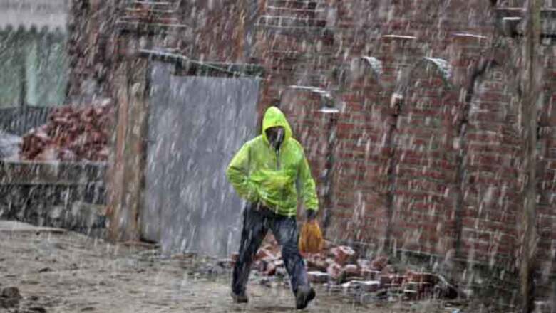 Traffic resumes on Jammu-Srinagar National Highway