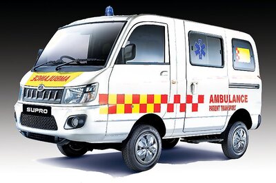 BS-VI Mahindra Supro Ambulance Launched in India at Rs 6.94 Lakh; Made for Maharashtra Government