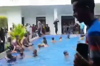 Protesters Swim In Prez Rajapaksa’s Pool, ‘Explore’ Kitchen After Taking Over Presidential Residence