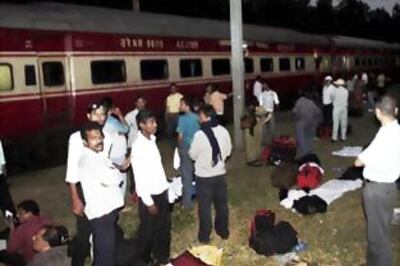 Rajdhani passengers safe, train leaves for Delhi