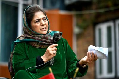 'Security Forces Not Allowing People to Vote': Mehbooba Alleges Rigging in J&K's DDC Elections