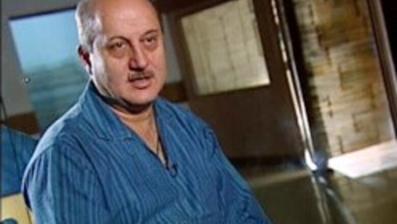 Anupam coaches Bollywood's aspiring lot