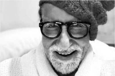 Here's What Amitabh Bachchan Has to Say on the Importance of Smartphones