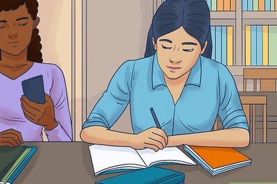 How to Avoid Distractions While Studying