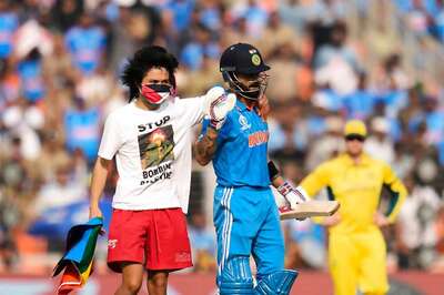 'Stop Bombing Palestine': Spectator Invades Field During India vs Australia World Cup Final