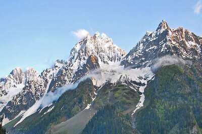 U'khand's Landslide Alert, UP Rains, Odisha's Cold Wave: Many States Shiver as Mumbai Feels Humidity