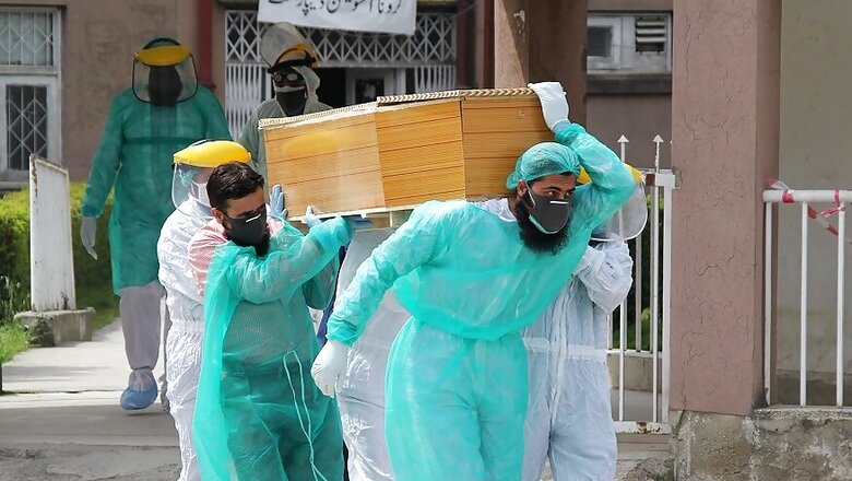 Pakistan Reports 2,964 New Coronavirus Cases, Total Tally Crosses 72,000