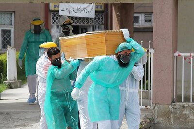 Pakistan Reports 2,964 New Coronavirus Cases, Total Tally Crosses 72,000