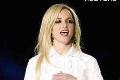 Britney Spears puts on Circus for comeback tour