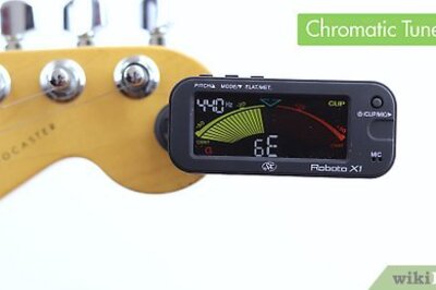 3 Ways to Tune a Guitar 1/2 Step Down