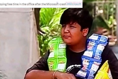 'International Bluescreen Day': Microsoft Outage Opens 'Windows' to Memes