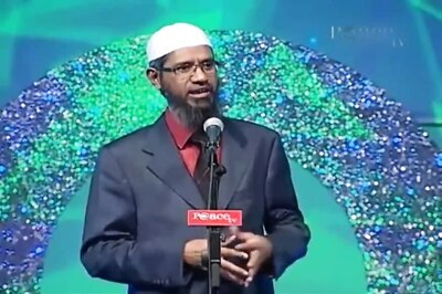 NIA Asks Banks to Freeze Accounts of Zakir Naik And IRF